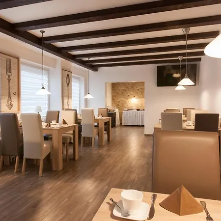 Angerland Garni 3* Ratingen