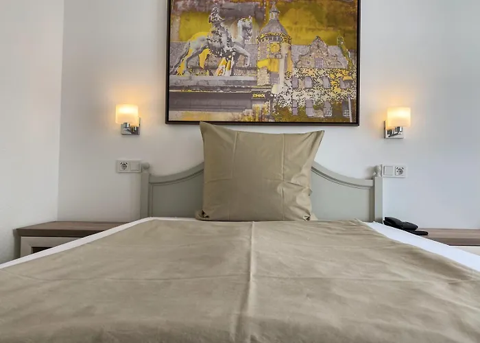 Angerland Garni 3* Ratingen